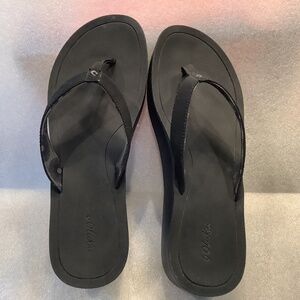 Olukai Pi'o Lua Platform Wedge Flip Flop Sandals Women’s Size 11 Black